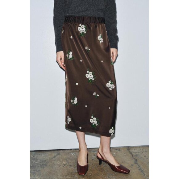 ZARA ZW COLLECTION LIMITED EDITION SEQUINED EMBROIDERED SKIRT - Picture 4 of 9